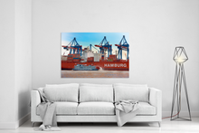 Lade das Bild in den Galerie-Viewer, Containerhafen mit Mississippidampfer, Hamburg Schriftzug | Hamburg Foto "Containerhafen mit Mississippidampfer, Hamburg Schriftzug" als Wandbild auf Leinwand kaufen