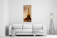 Lade das Bild in den Galerie-Viewer, St. Petri mit etwas Schnee | Hamburg Foto "St. Petri mit etwas Schnee" als Wandbild auf Leinwand kaufen