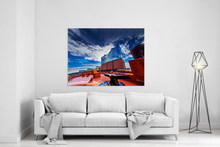 Lade das Bild in den Galerie-Viewer, vom Schiffdeck über den Festmokerpoller zur Elbphilharmonie | Hamburg Foto "vom Schiffdeck über den Festmokerpoller zur Elbphilharmonie" als Wandbild auf Leinwand kaufen