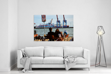 Lade das Bild in den Galerie-Viewer, Standperle an der Elbe | Hamburg Foto "Standperle an der Elbe" als Wandbild auf Leinwand kaufen