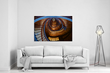 Lade das Bild in den Galerie-Viewer, alte Wendeltreppe neben Schokolati | Hamburg Foto "alte Wendeltreppe neben Schokolati" als Wandbild auf Leinwand kaufen