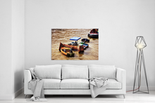 Lade das Bild in den Galerie-Viewer, Kanal mit Arbeitsbooten | Hamburg Foto &quot;Kanal mit Arbeitsbooten&quot; als Wandbild auf Leinwand kaufen
