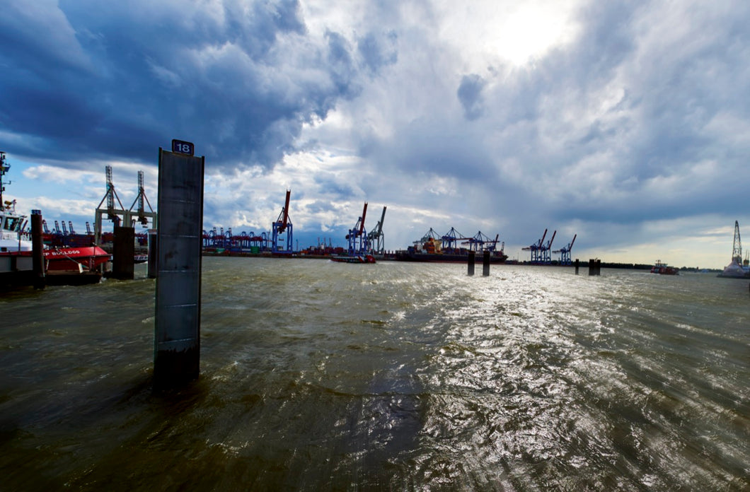 Elbe, der starke Strom | Hamburg Foto 